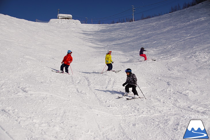 札幌藻岩山スキー場 『青空』が最高に似合うゲレンデ☆